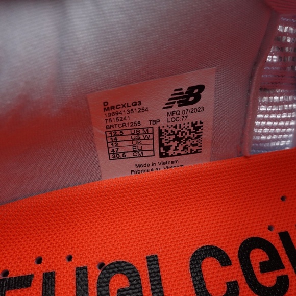 NEW Size 12.5 Men's New Balance FuelCell SuperComp Trainer V2 Running Shoes - Picture 2 of 6